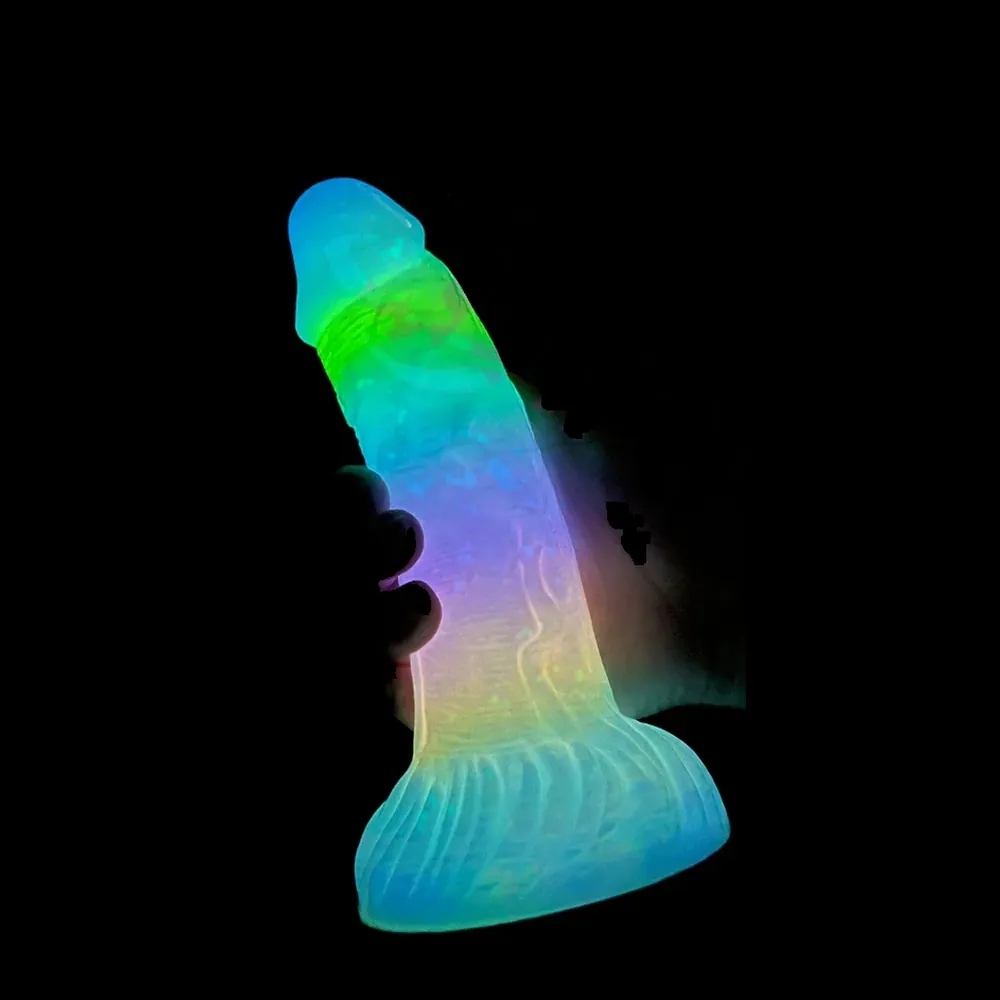 XXL fantasy dildo Aurora Glow Vibe, Model 6